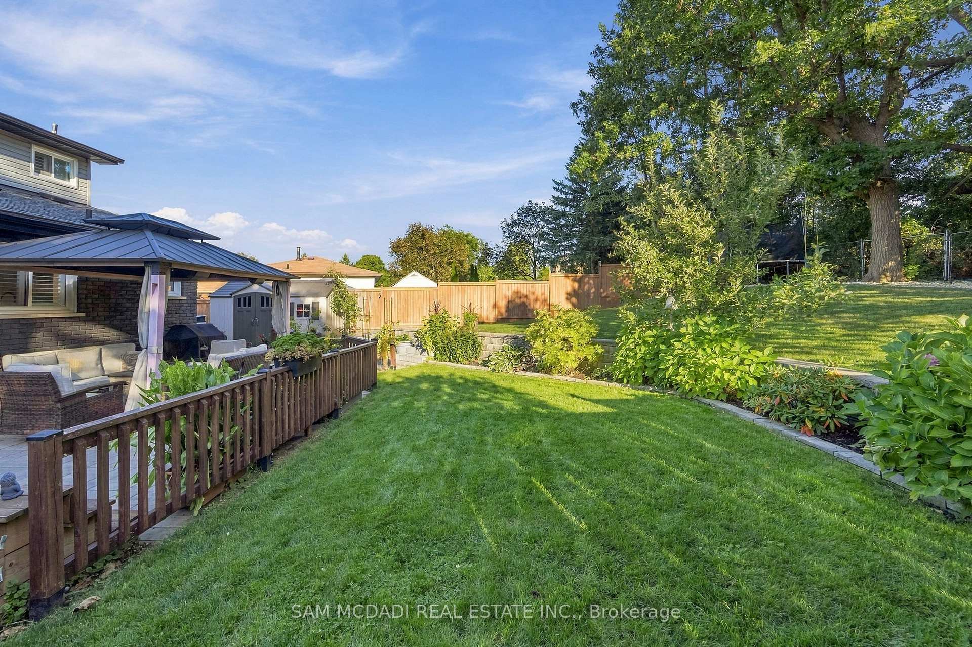 Photo 45 of 22 Bywood Crescent, Hamilton, Stoney Creek Mountain — HOMEH