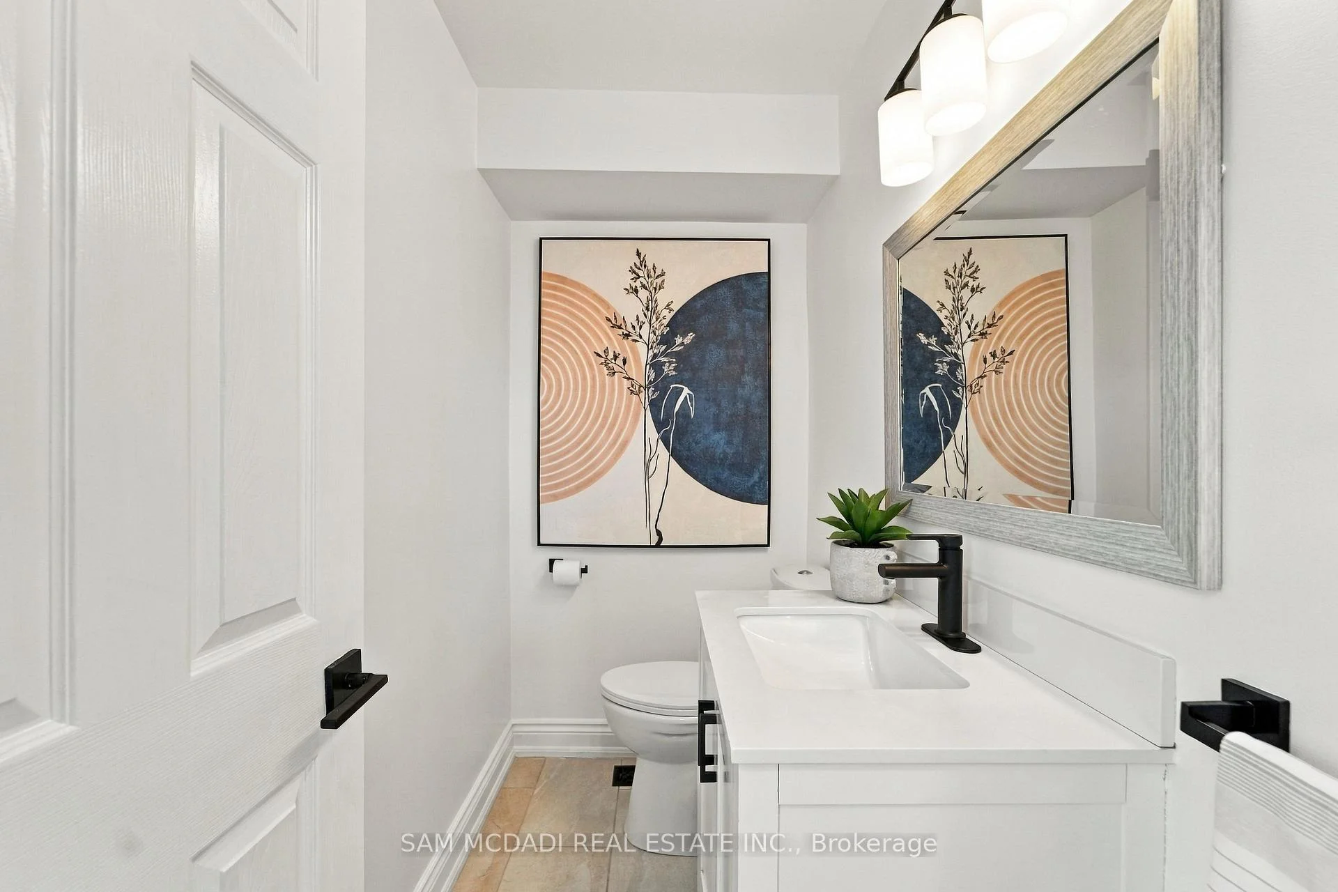 Photo 33 of 22 Bywood Crescent, Hamilton, Stoney Creek Mountain — HOMEH