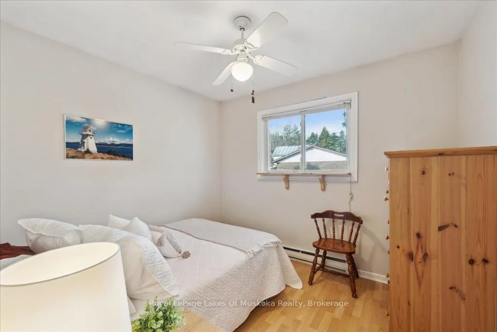 Photo 18 of 152 Ann Street, Bracebridge, Macaulay — HOMEH