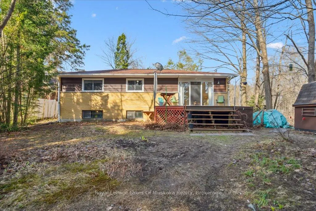 Photo 33 of 152 Ann Street, Bracebridge, Macaulay — HOMEH