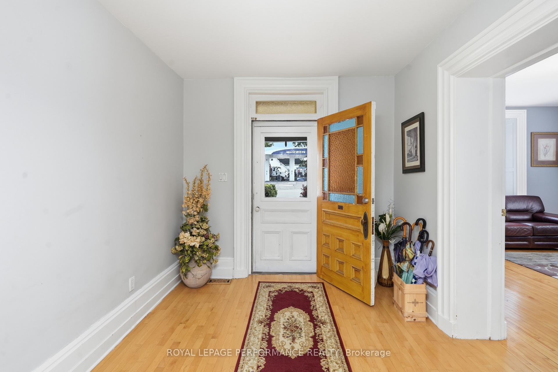 Photo 3 of 8 John Street, Champlain, L'Orignal — HOMEH