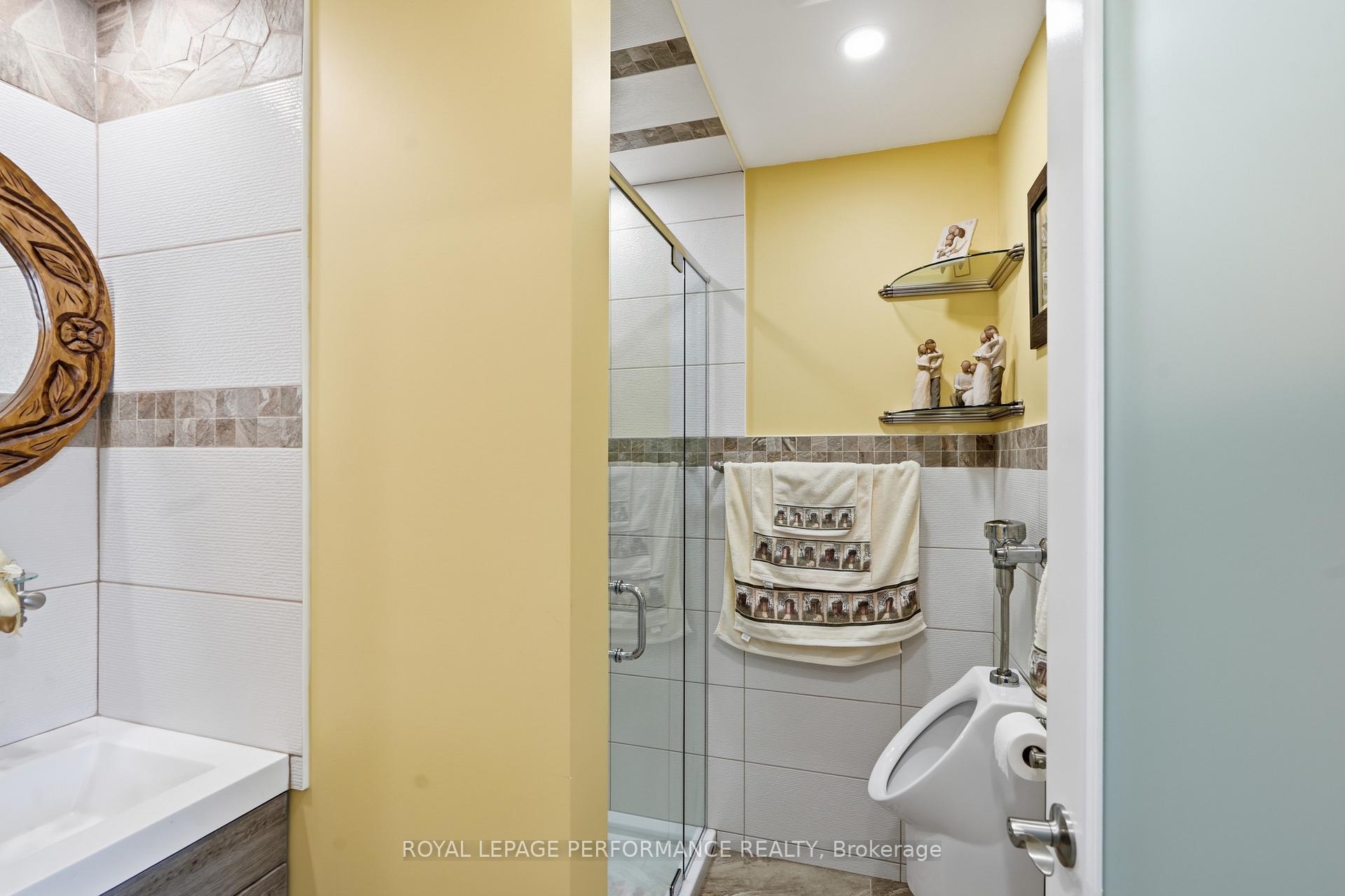 Photo 11 of 8 John Street, Champlain, L'Orignal — HOMEH