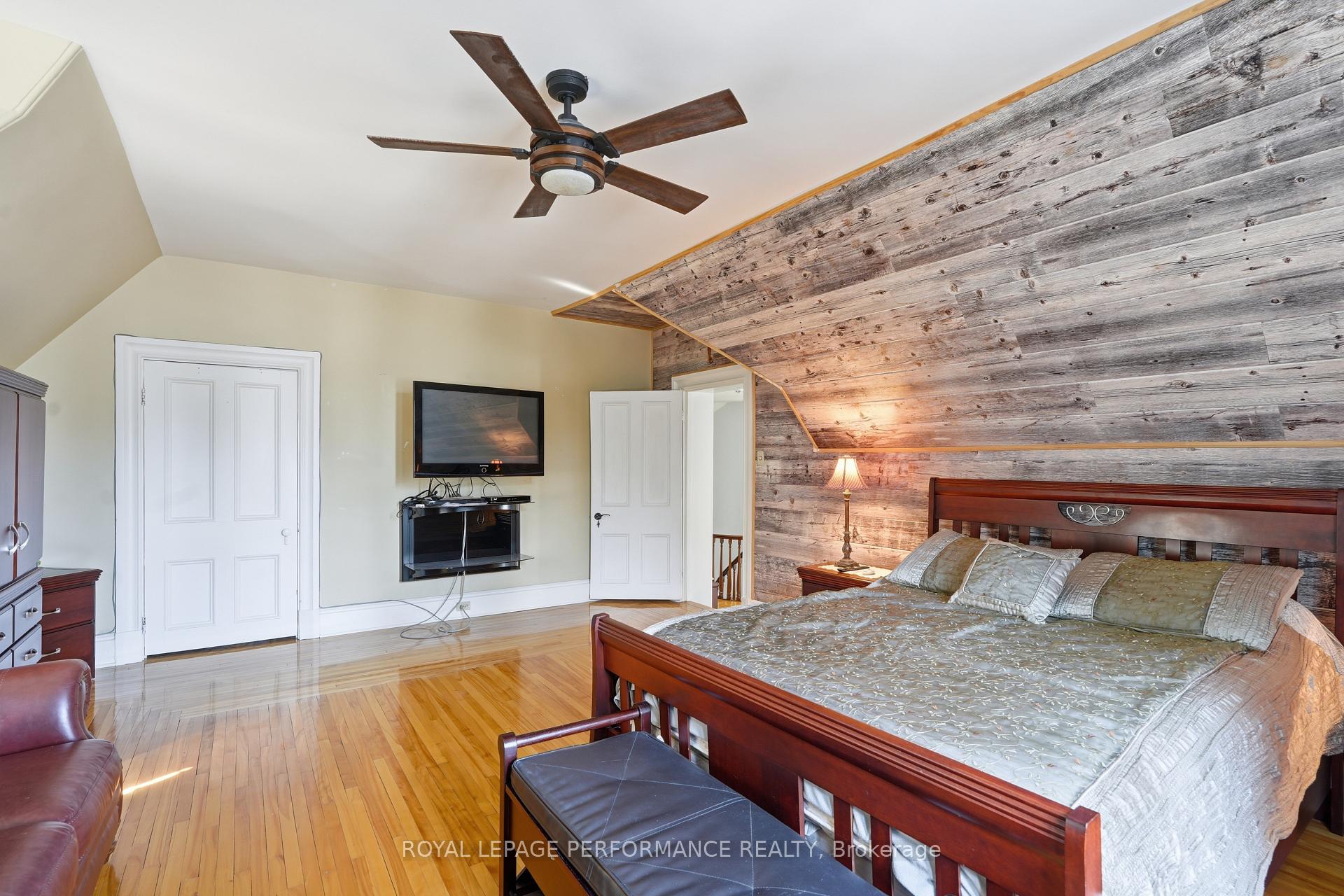 Photo 17 of 8 John Street, Champlain, L'Orignal — HOMEH