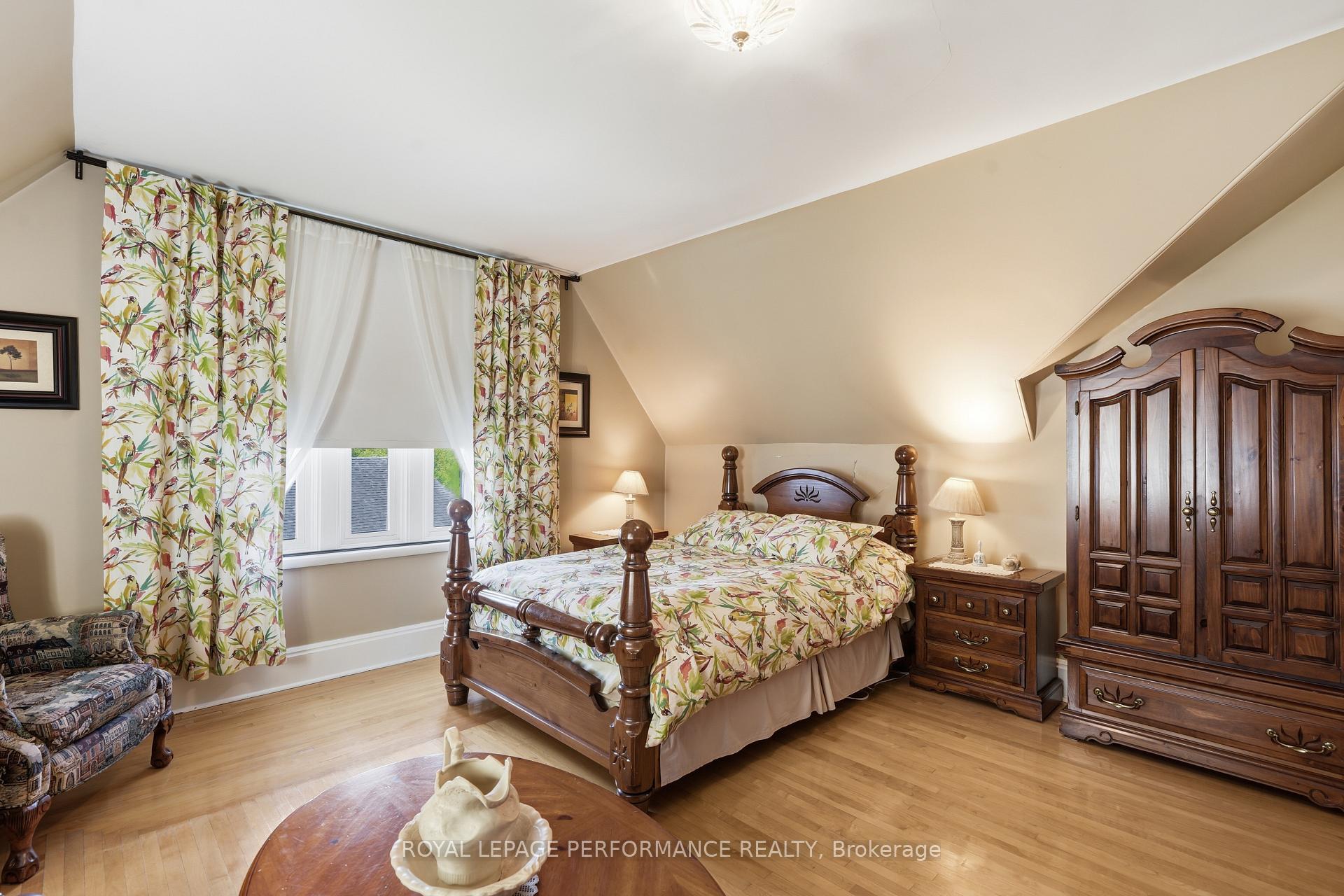 Photo 21 of 8 John Street, Champlain, L'Orignal — HOMEH