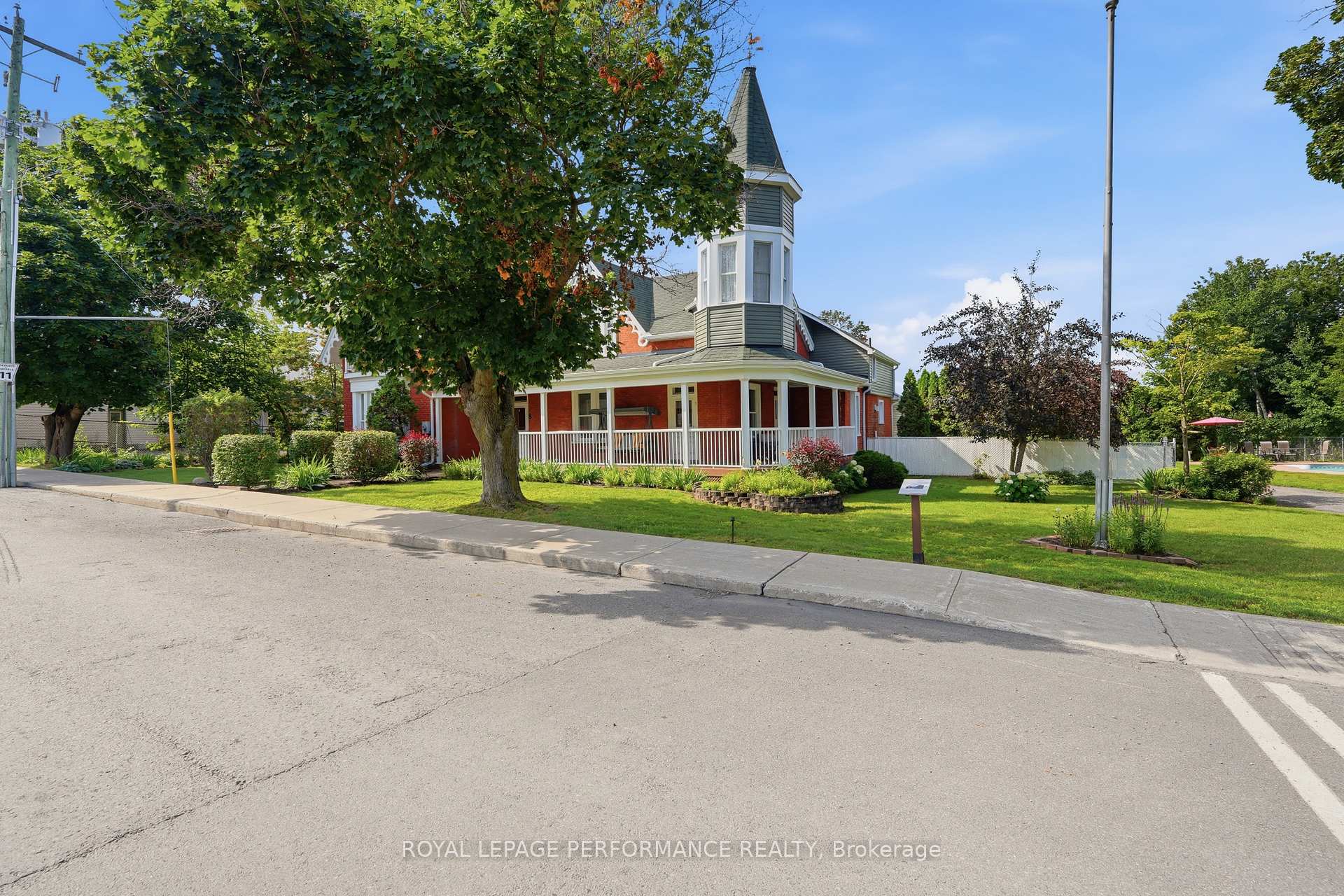 Photo 37 of 8 John Street, Champlain, L'Orignal — HOMEH