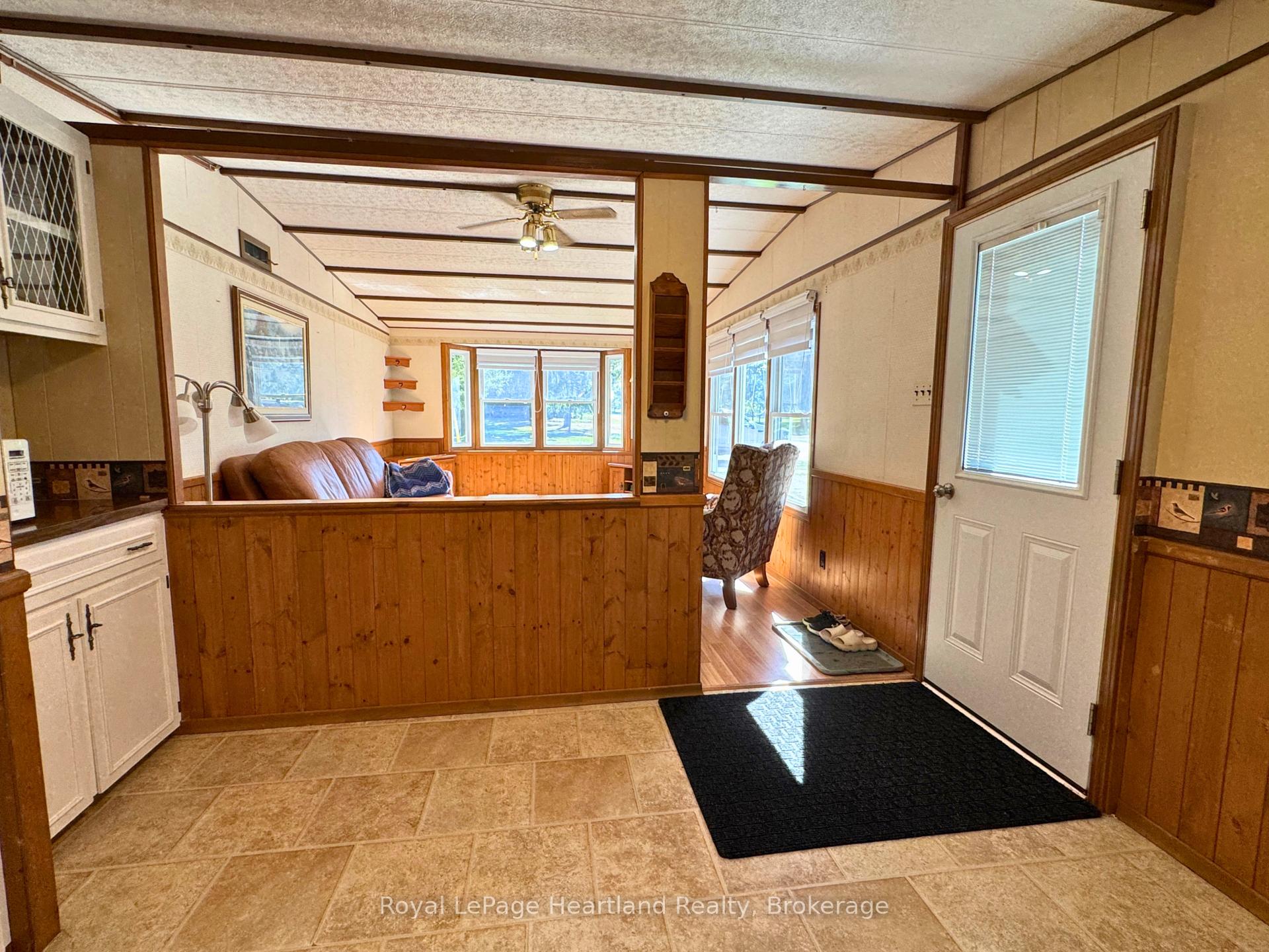 Photo 4 of 62 Clyde Street, Morris Turnberry, Bluevale — HOMEH