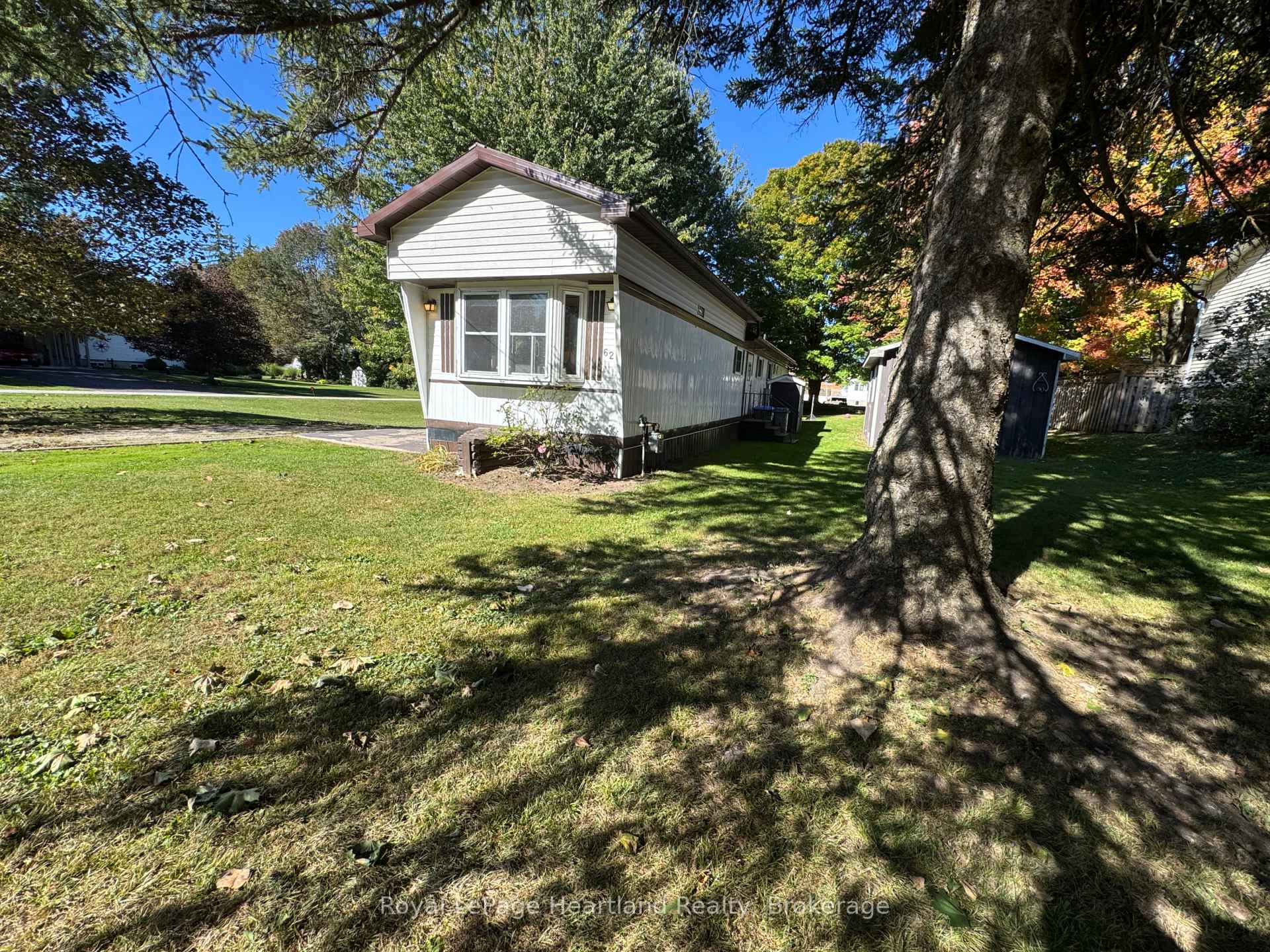 Photo 11 of 62 Clyde Street, Morris Turnberry, Bluevale — HOMEH