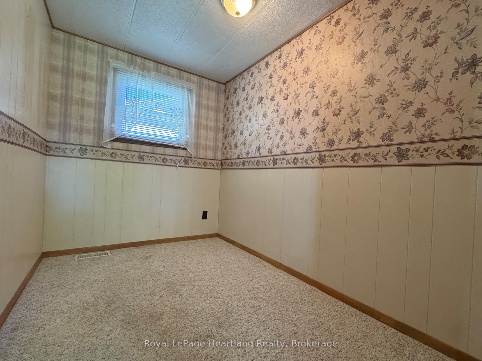 Photo 15 of 62 Clyde Street, Morris Turnberry, Bluevale — HOMEH