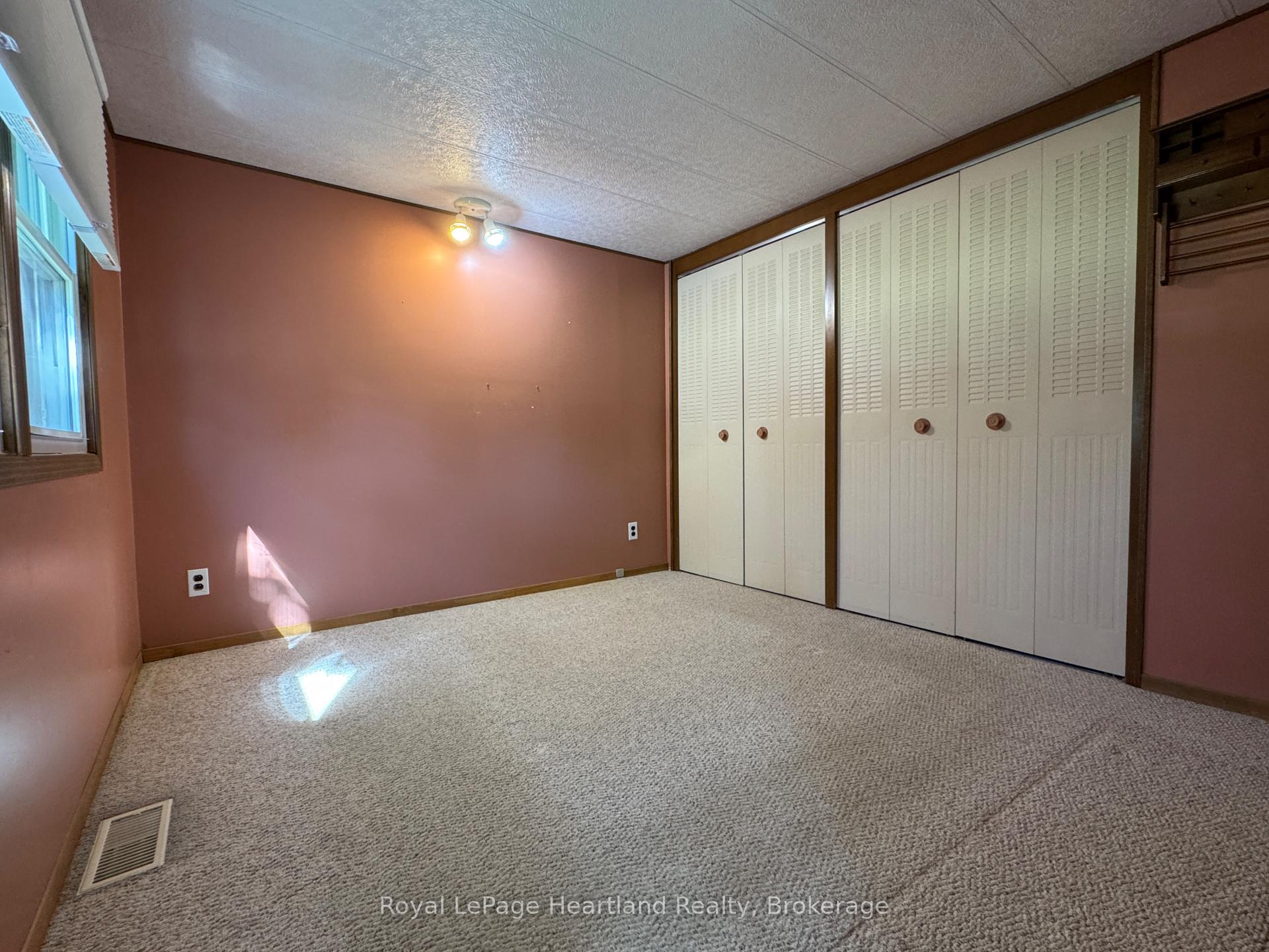 Photo 17 of 62 Clyde Street, Morris Turnberry, Bluevale — HOMEH