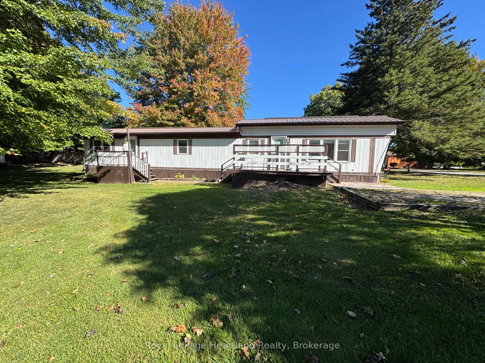 Photo 22 of 62 Clyde Street, Morris Turnberry, Bluevale — HOMEH