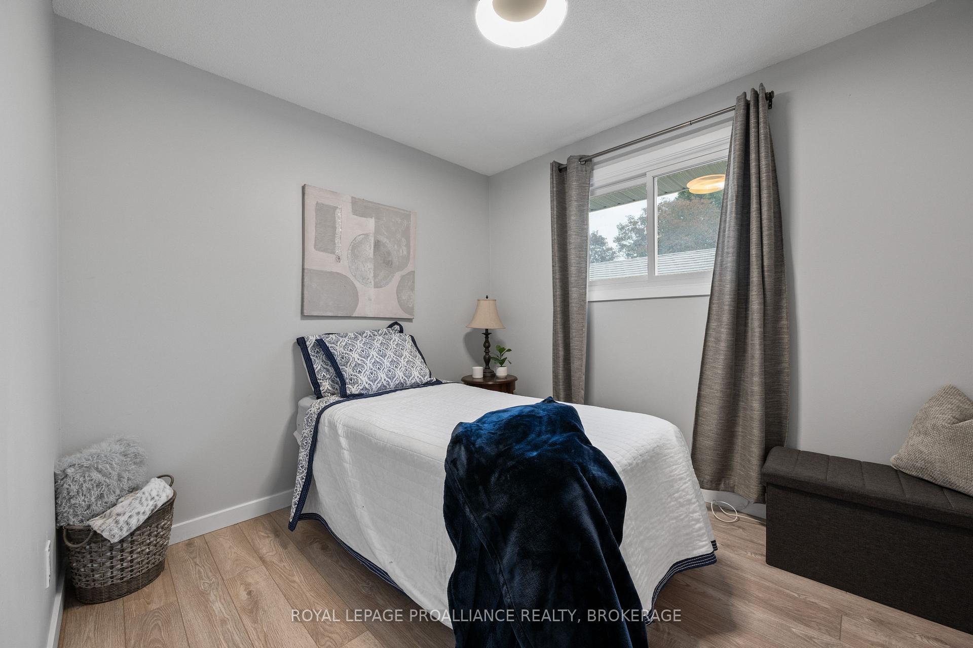 Photo 18 of 78 Guthrie Drive, Kingston, Rideau — HOMEH