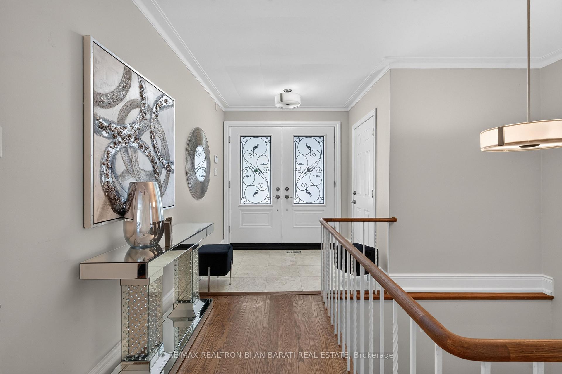 Photo 15 of 22 Brucedale Crescent, North York, Bayview Village — HOMEH