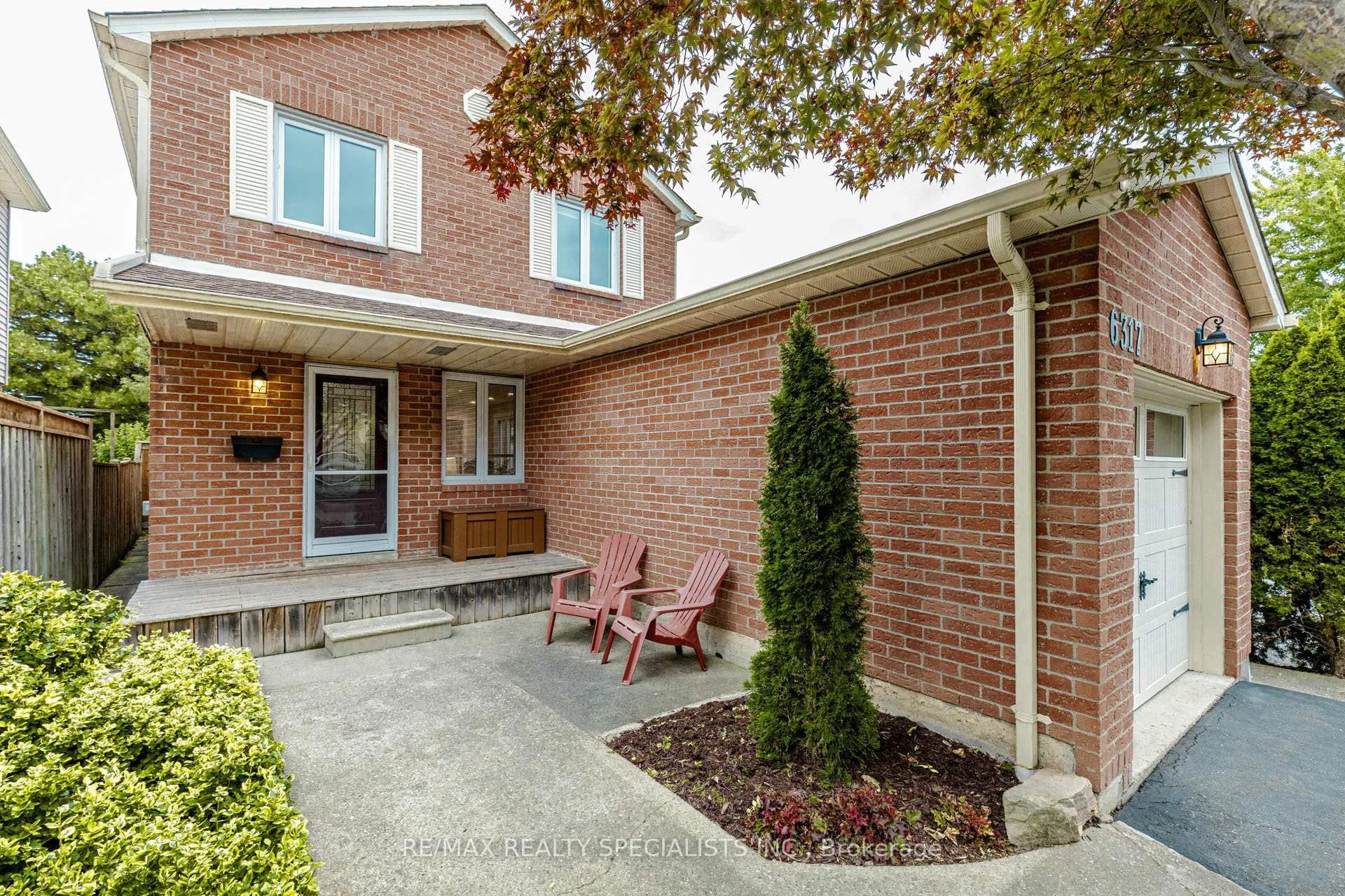Front of 6317 Martel Court