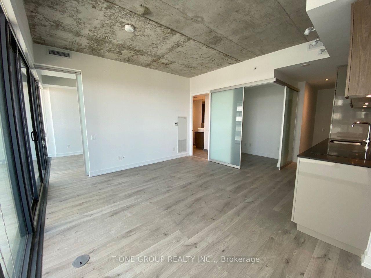 Photo 4 of Unit 2605, 161 Roehampton Avenue, Toronto, Mount Pleasant West — HOMEH
