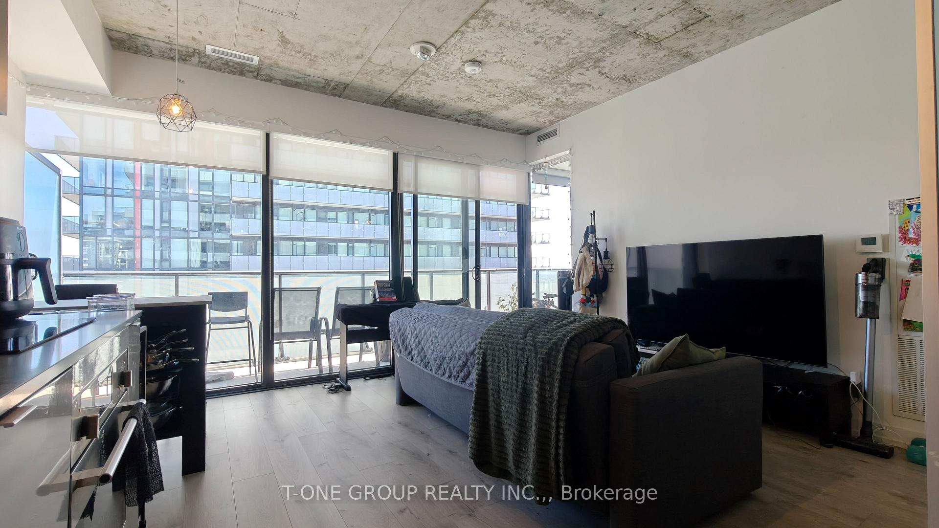 Photo 10 of Unit 2605, 161 Roehampton Avenue, Toronto, Mount Pleasant West — HOMEH