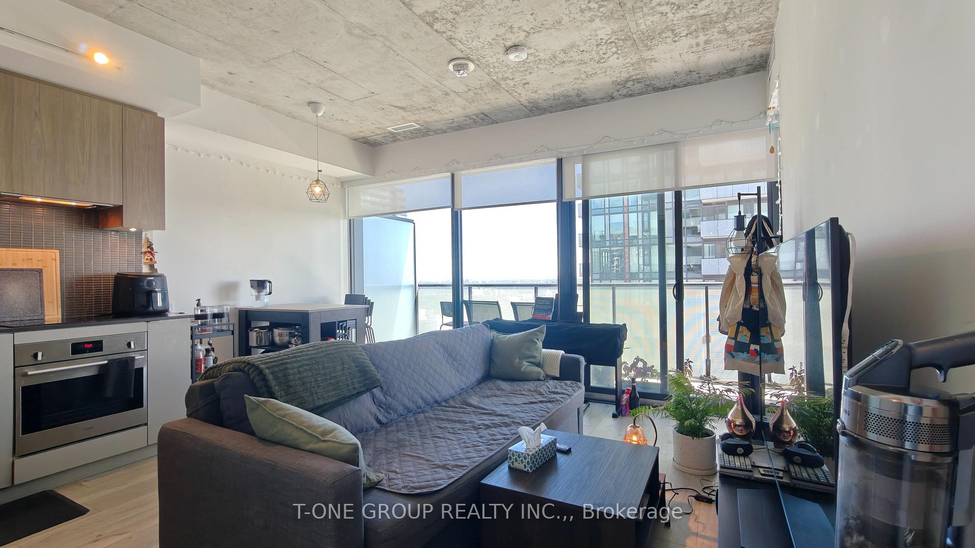 Photo 11 of Unit 2605, 161 Roehampton Avenue, Toronto, Mount Pleasant West — HOMEH