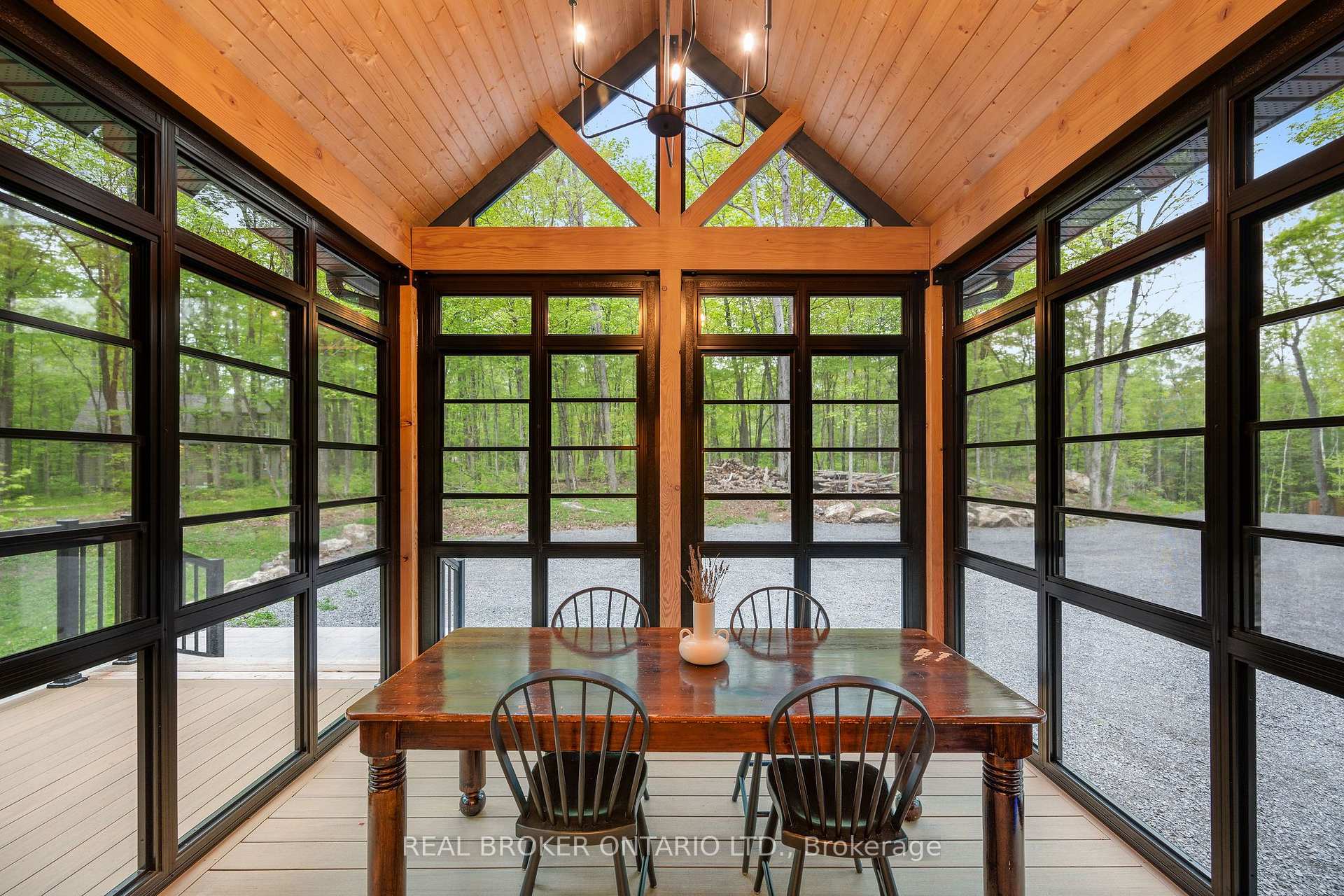 Photo 9 of 36 Crestview Drive, Greater Madawaska, Greater Madawaska — HOMEH