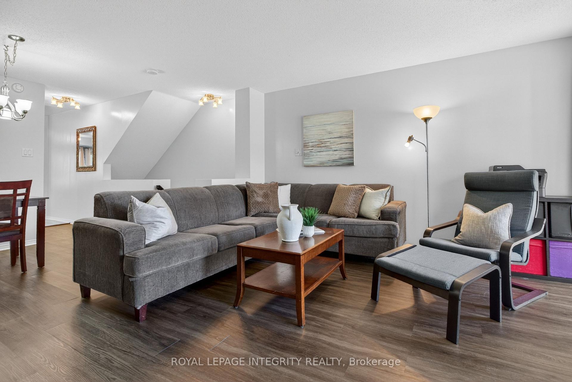 Photo 13 of 256 Cresthaven Drive, Ottawa, Barrhaven East — HOMEH