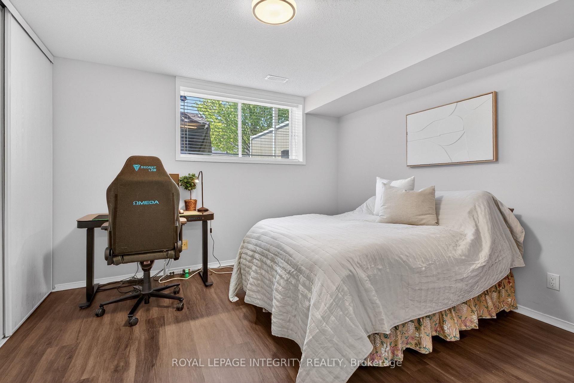 Photo 20 of 256 Cresthaven Drive, Ottawa, Barrhaven East — HOMEH