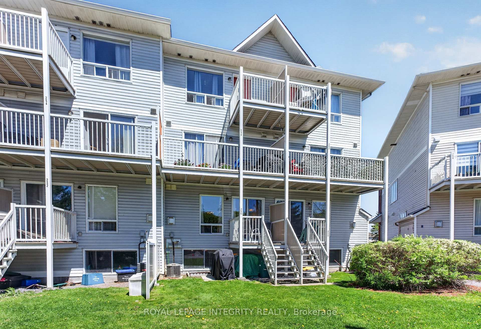 Photo 25 of 256 Cresthaven Drive, Ottawa, Barrhaven East — HOMEH