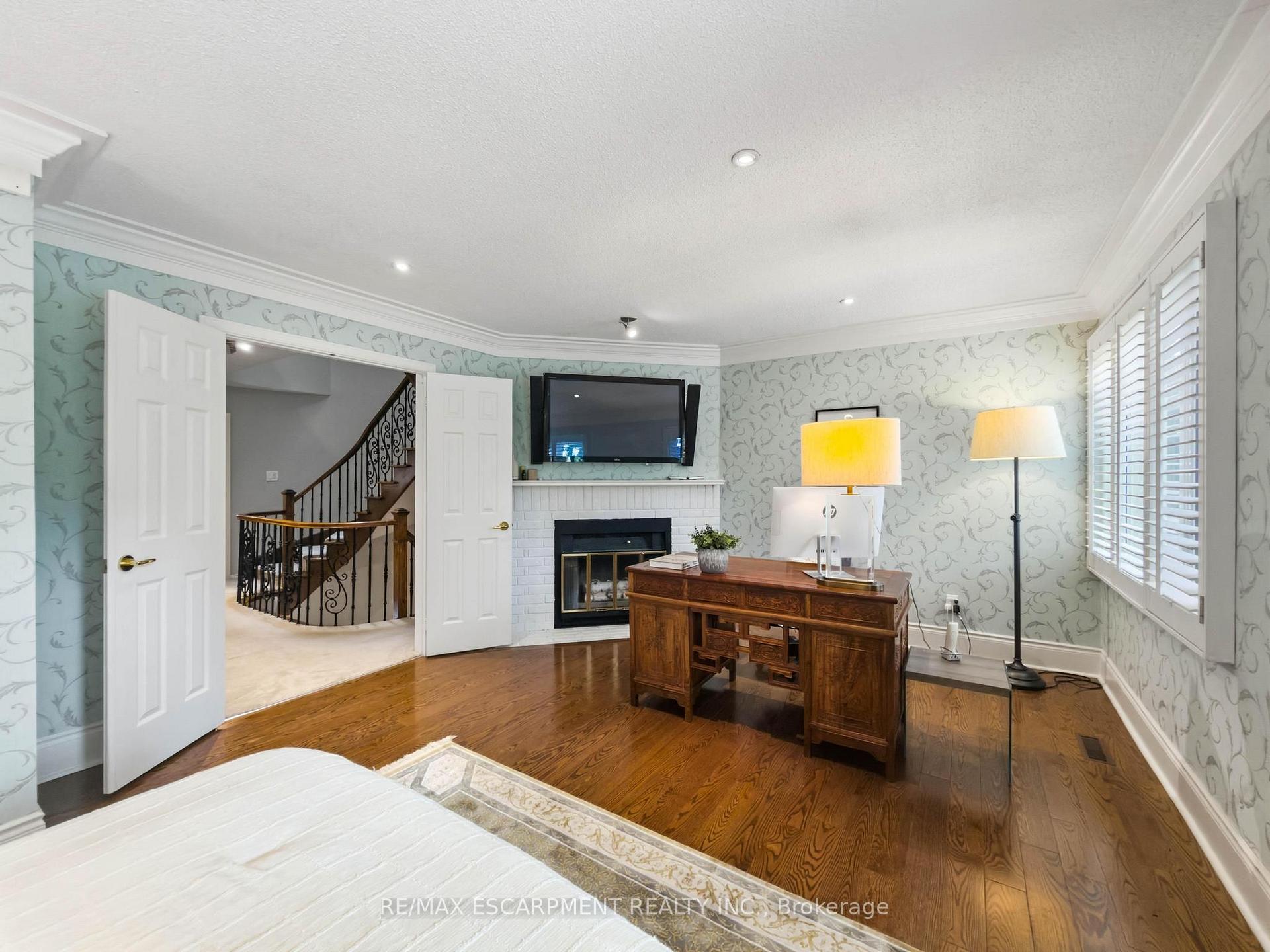 Photo 27 of 45 Tradewind Drive, Oakville, Bronte — HOMEH
