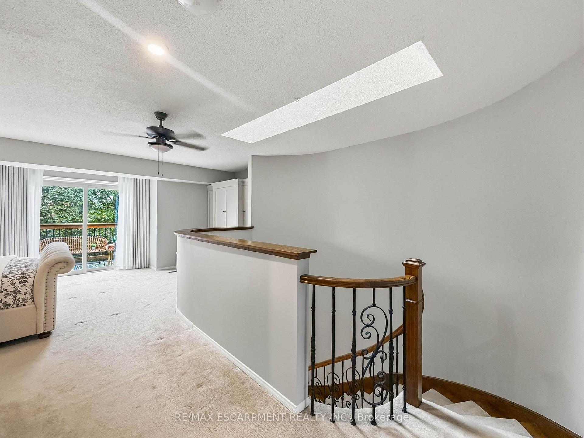 Photo 31 of 45 Tradewind Drive, Oakville, Bronte — HOMEH