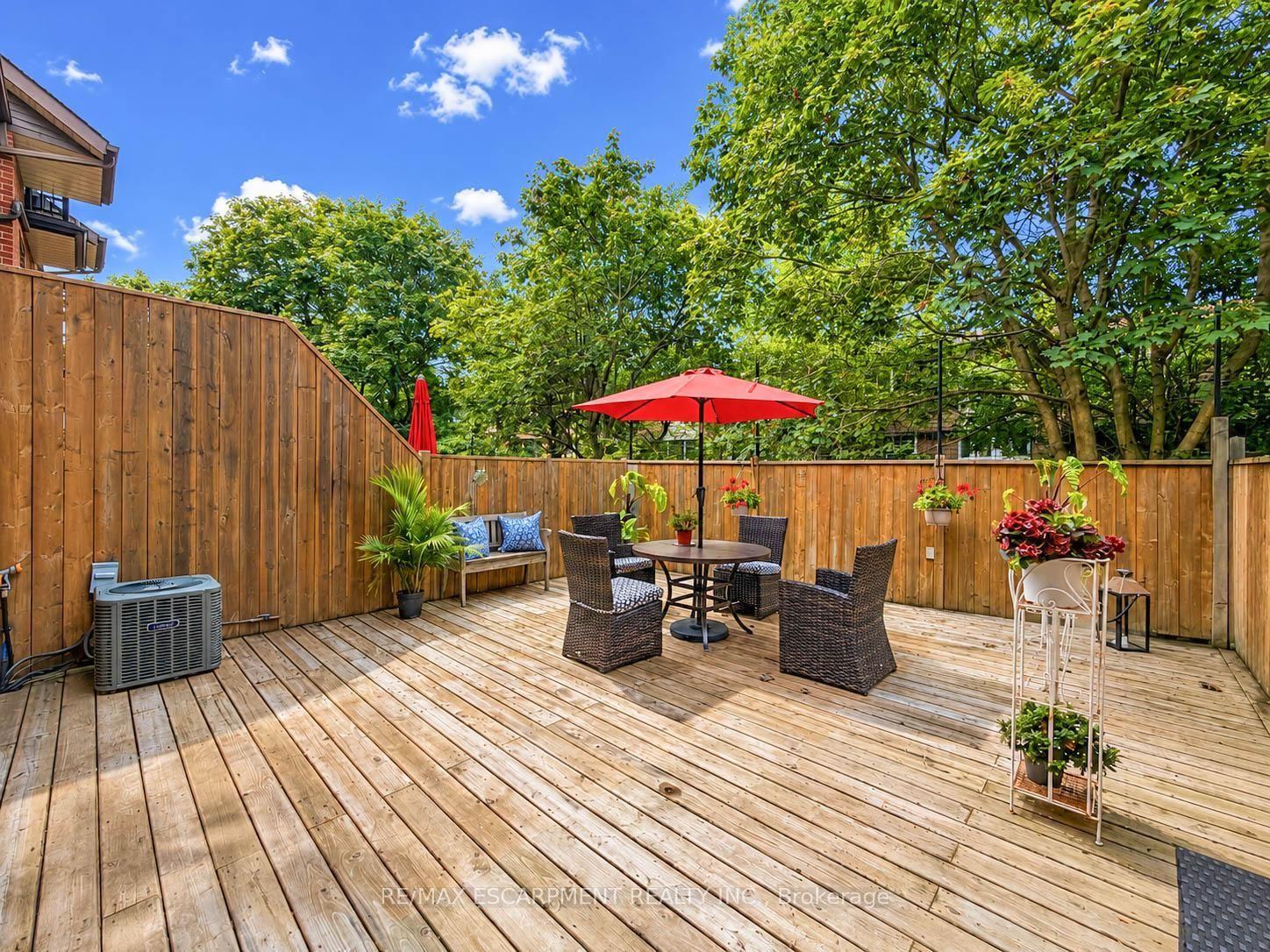 Photo 47 of 45 Tradewind Drive, Oakville, Bronte — HOMEH