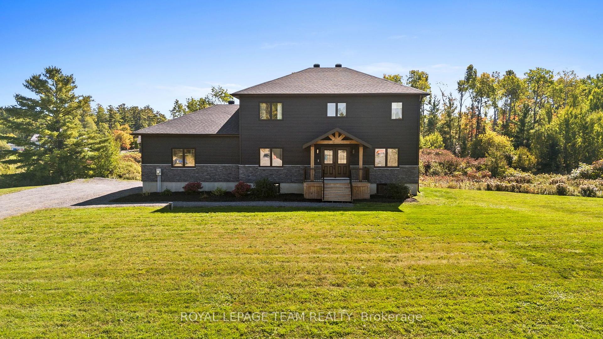 Photo 2 of 57 Paul A Bertrand Drive, McNab/Braeside, Mcnab/Braeside Twps — HOMEH