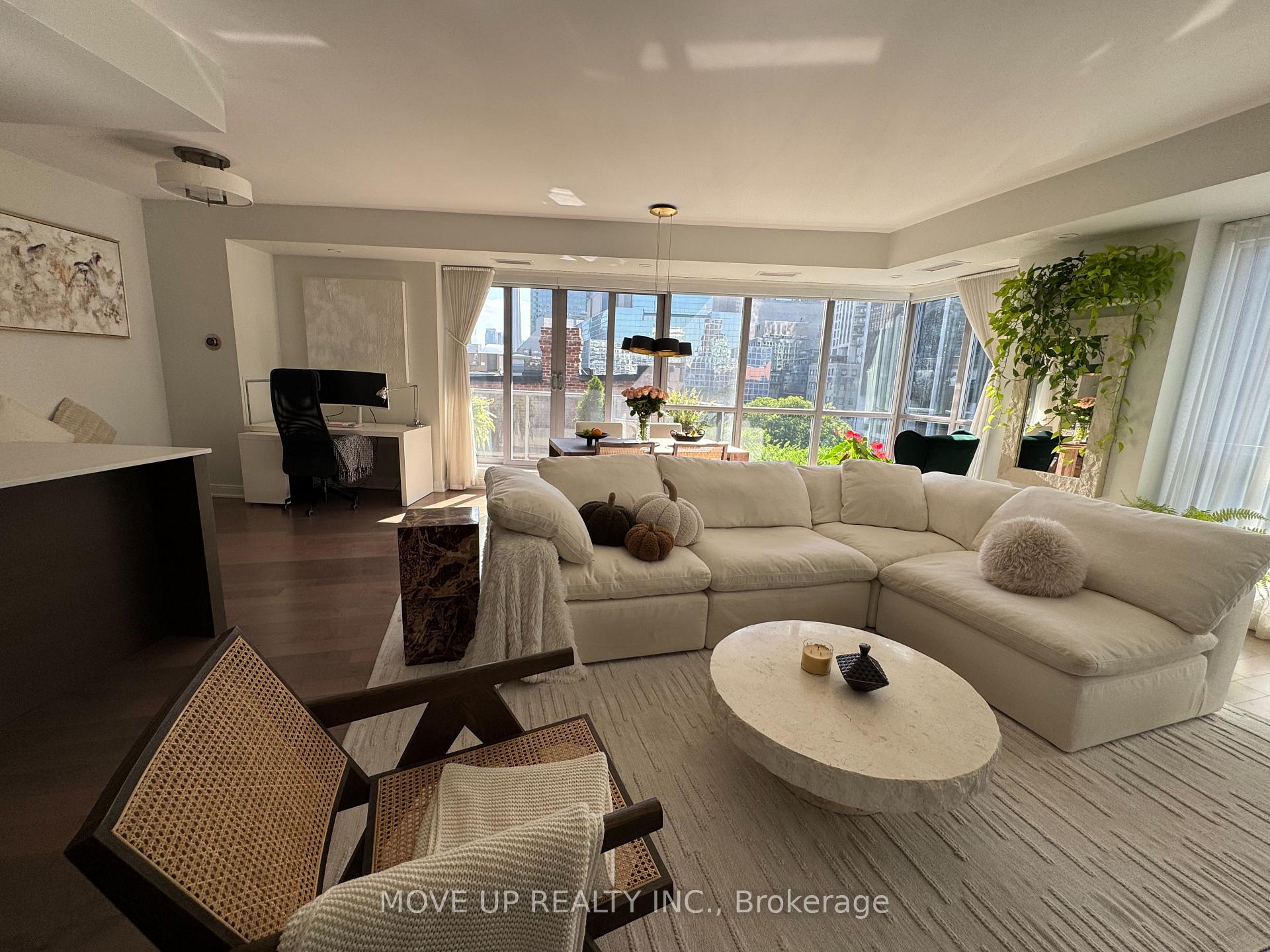 Photo 7 of Unit 714, 55 Front Street E, Toronto, Waterfront Communities — HOMEH