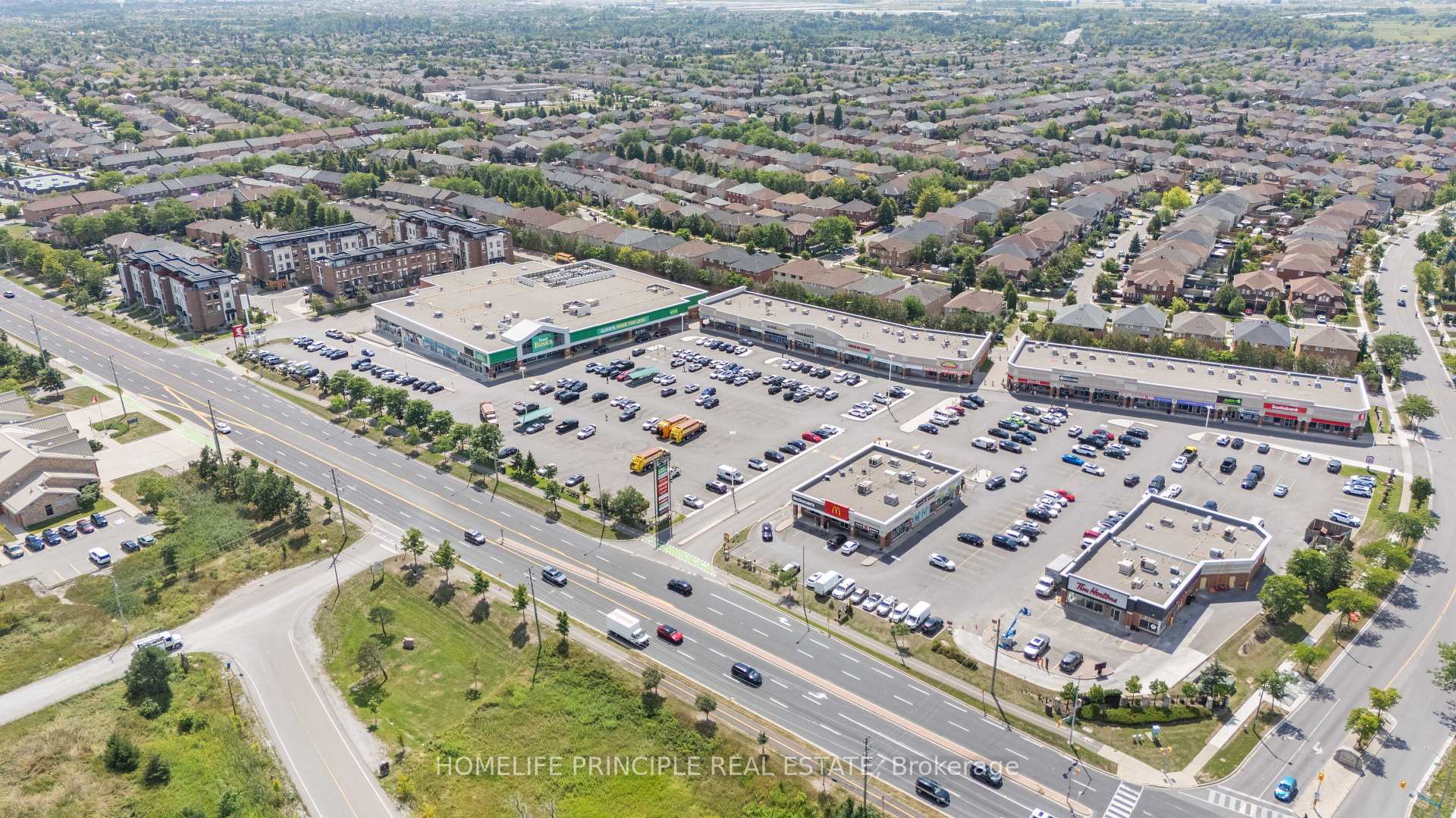 Photo 3 of Unit 113, 9560 Islington Avenue, Vaughan, Sonoma Heights — HOMEH