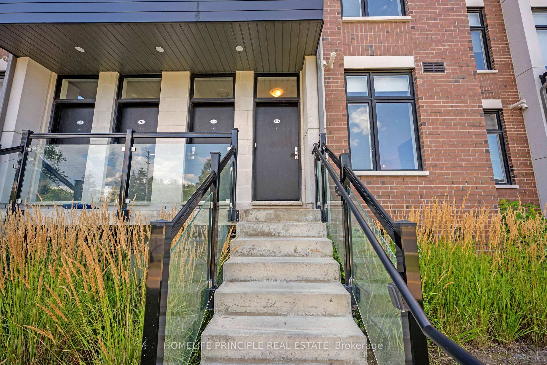 Photo 8 of Unit 113, 9560 Islington Avenue, Vaughan, Sonoma Heights — HOMEH