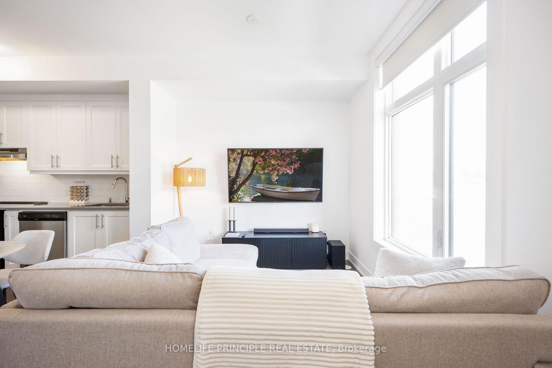 Photo 10 of Unit 113, 9560 Islington Avenue, Vaughan, Sonoma Heights — HOMEH