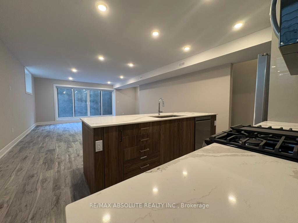 Photo 4 of Unit 4, 613 Parkview Road, Ottawa, Westboro/Hampton Park — HOMEH