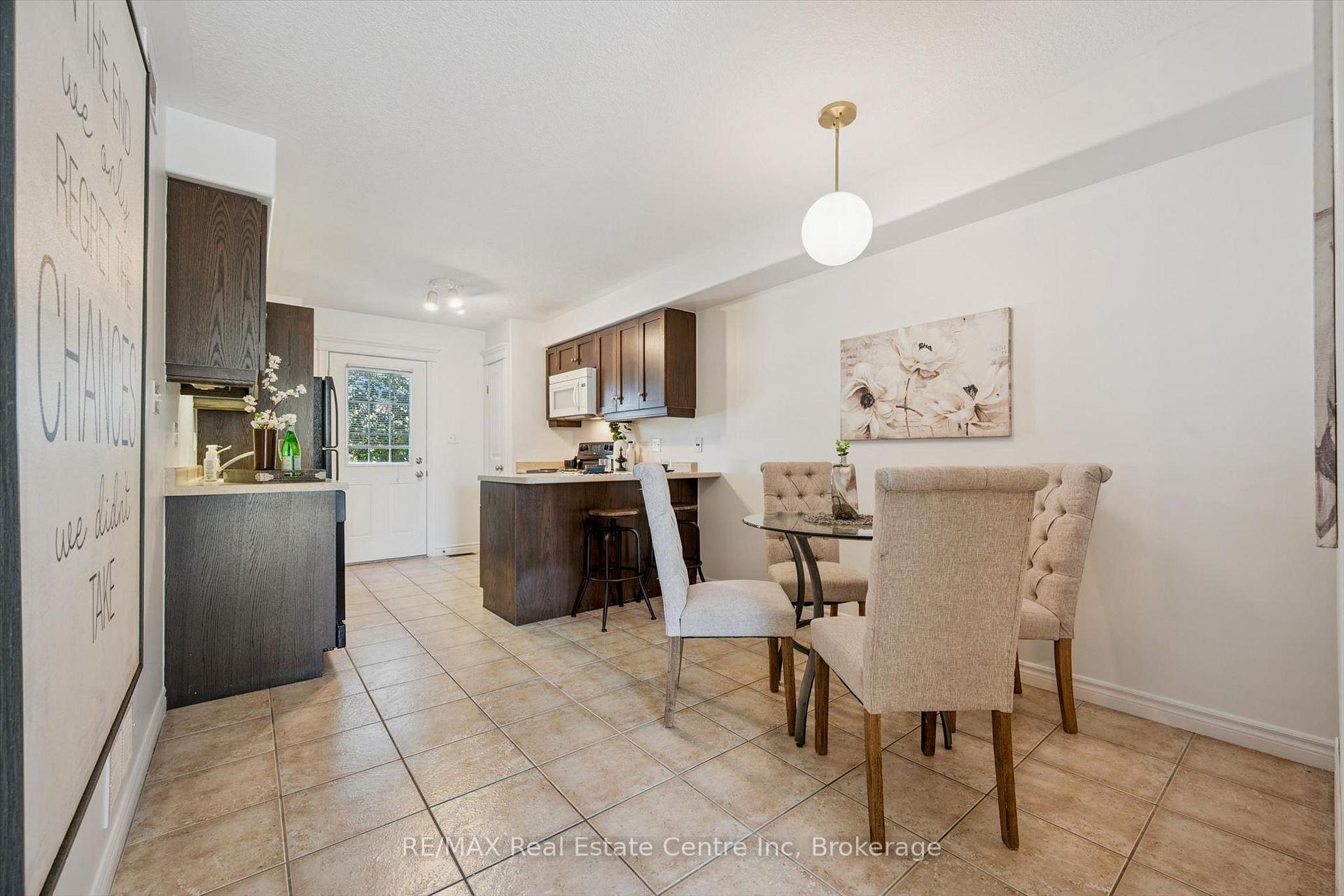 Photo 2 of 185 Carters Lane, Guelph/Eramosa, Rockwood — HOMEH