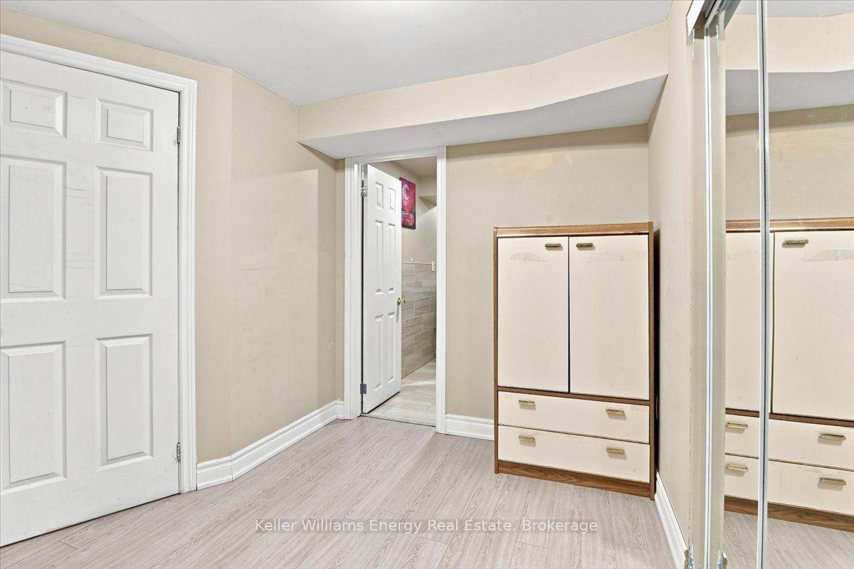 Photo 11 of 21 Upland Drive, Whitby, Blue Grass Meadows — HOMEH