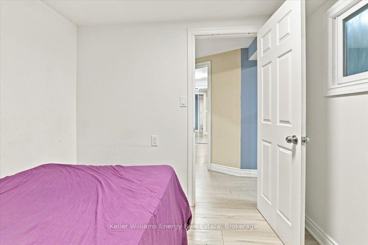 Photo 13 of 21 Upland Drive, Whitby, Blue Grass Meadows — HOMEH