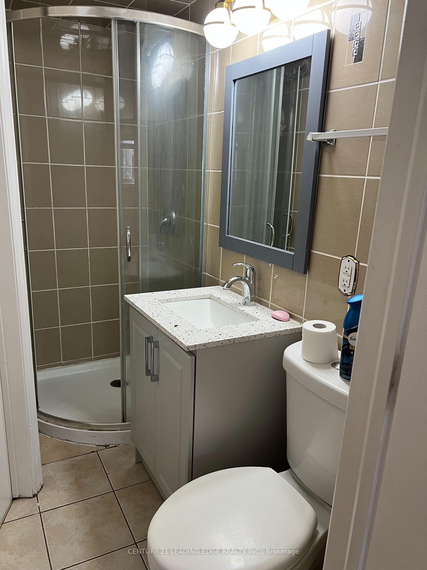 Photo 17 of Unit Basement, 10 Pine Bough Manor, Richmond Hill, Devonsleigh — HOMEH
