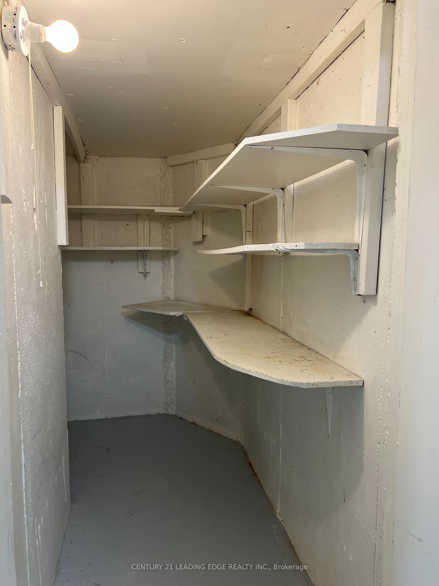 Photo 24 of Unit Basement, 10 Pine Bough Manor, Richmond Hill, Devonsleigh — HOMEH