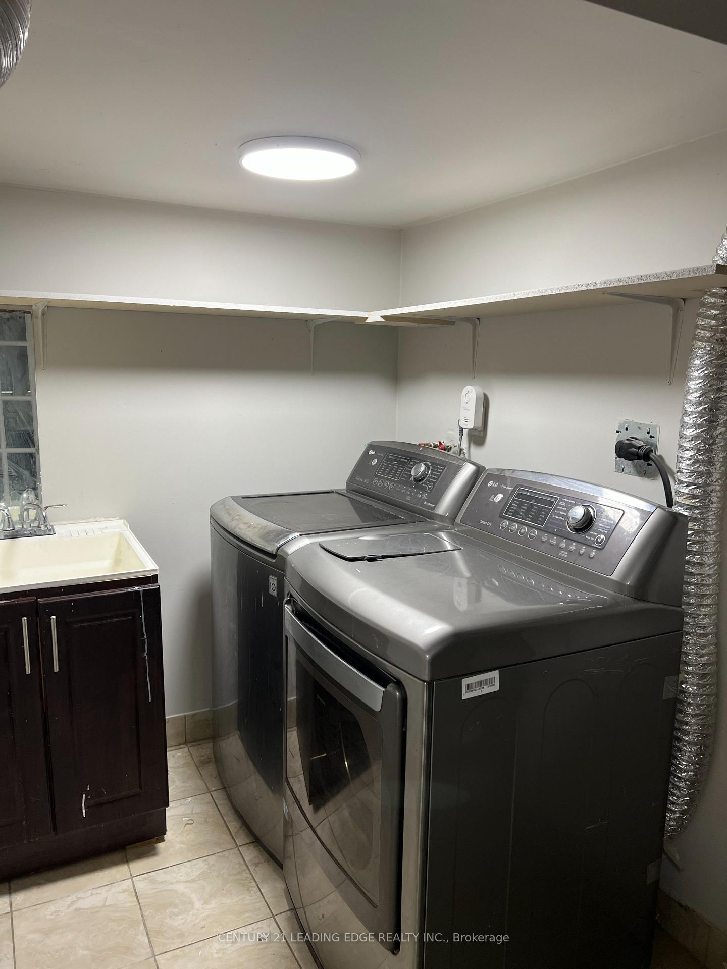 Photo 26 of Unit Basement, 10 Pine Bough Manor, Richmond Hill, Devonsleigh — HOMEH
