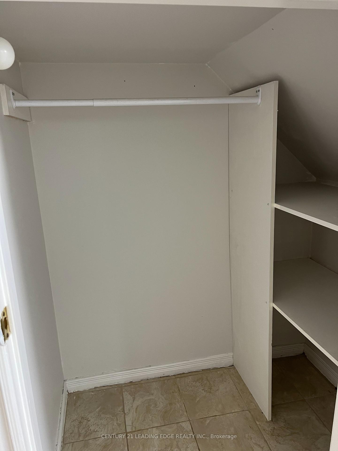 Photo 32 of Unit Basement, 10 Pine Bough Manor, Richmond Hill, Devonsleigh — HOMEH