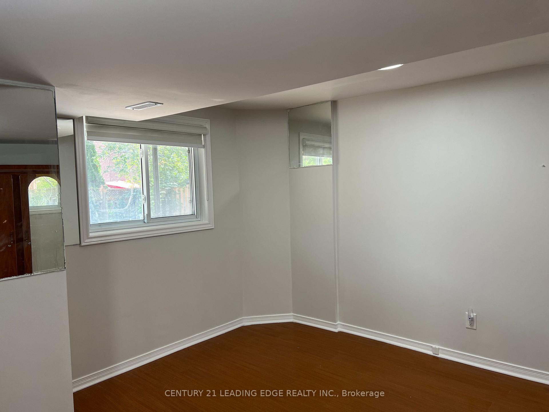 Photo 40 of Unit Basement, 10 Pine Bough Manor, Richmond Hill, Devonsleigh — HOMEH