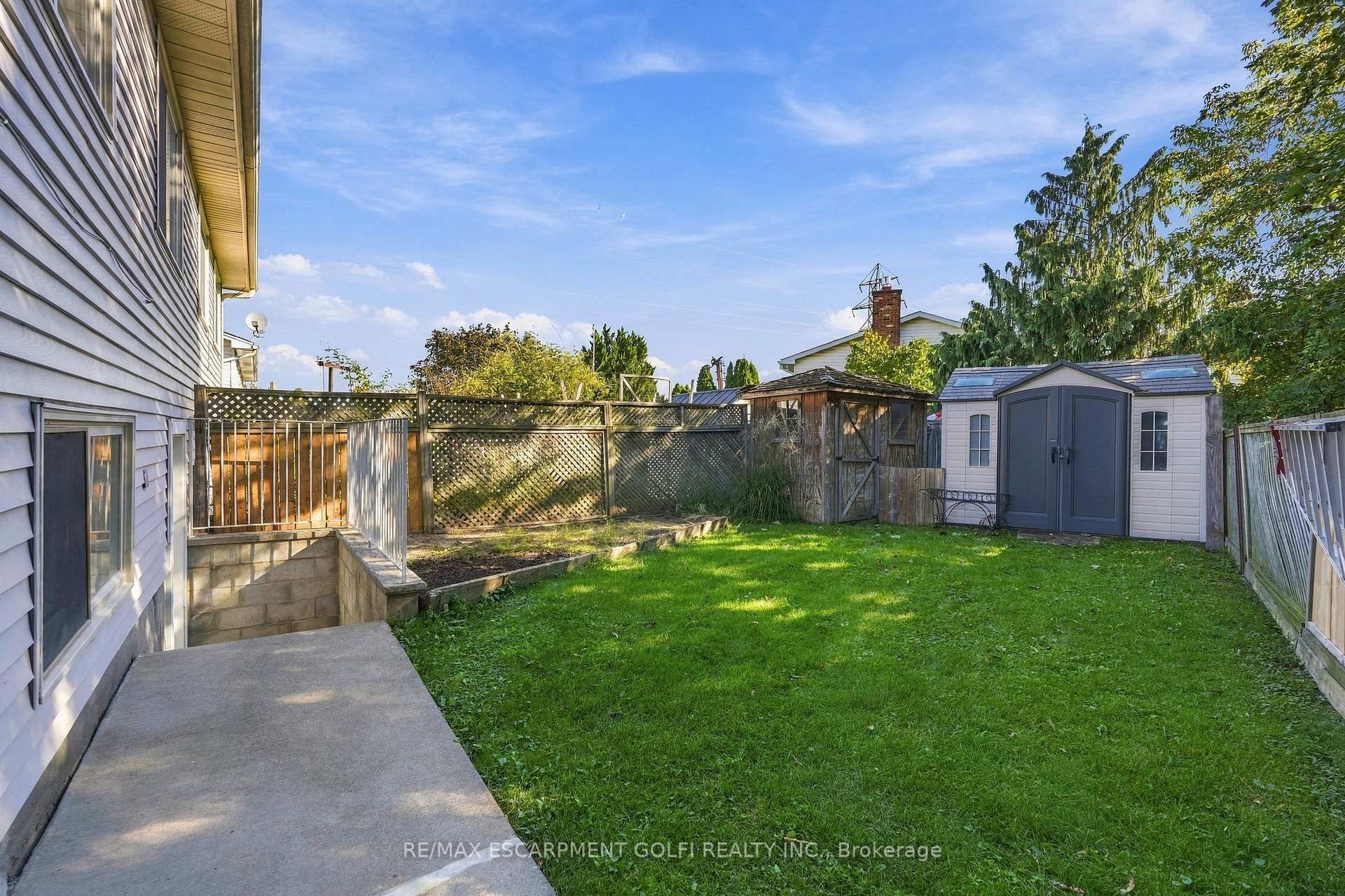 Photo 28 of 23 Autumn Place, St. Catharines, Secord Woods — HOMEH