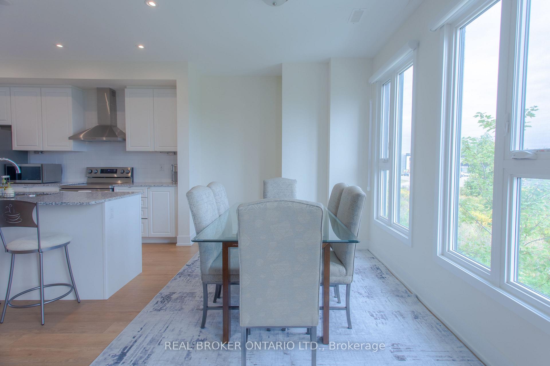 Photo 9 of 11 Mariners Pier Way, Orillia — HOMEH