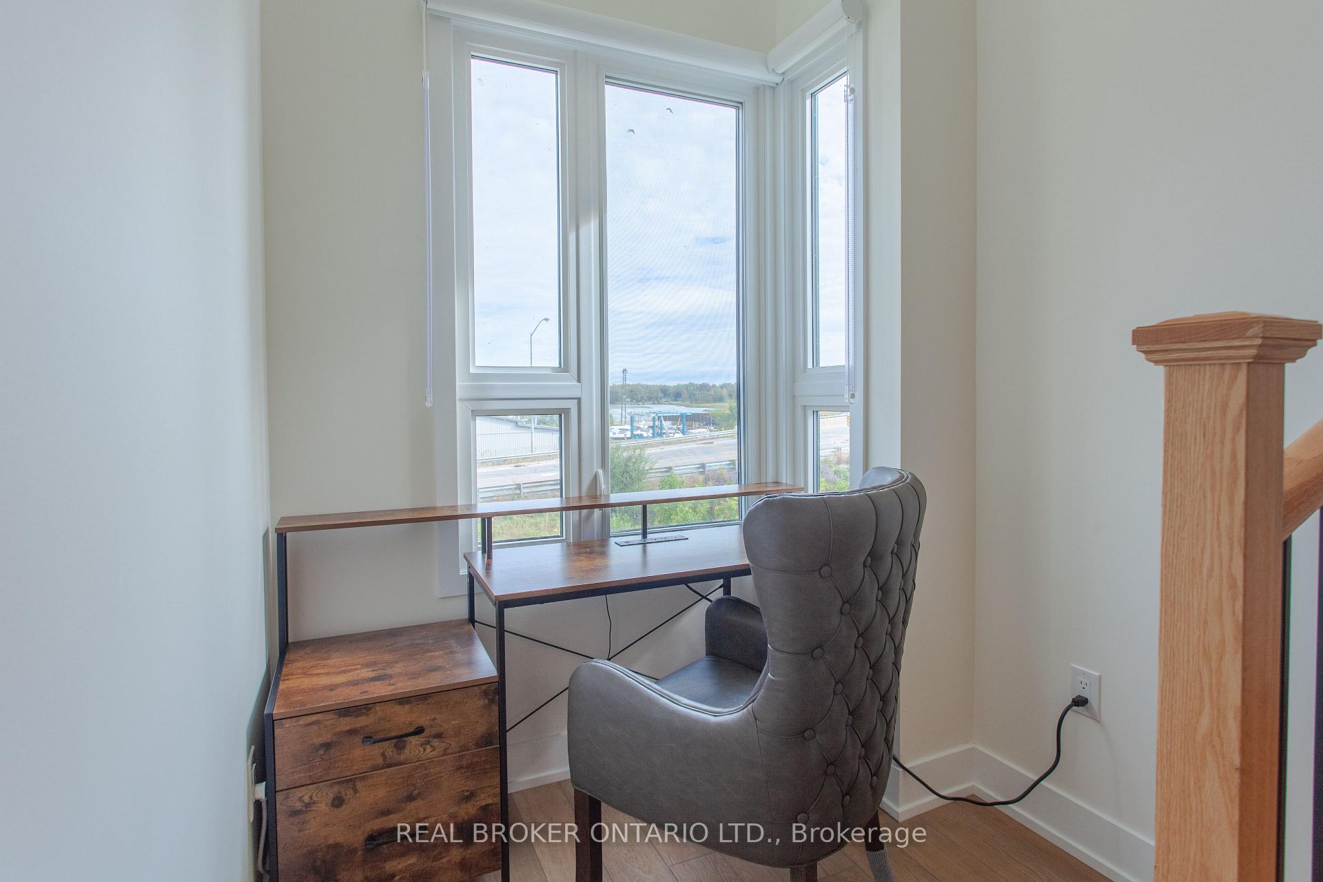 Photo 25 of 11 Mariners Pier Way, Orillia — HOMEH
