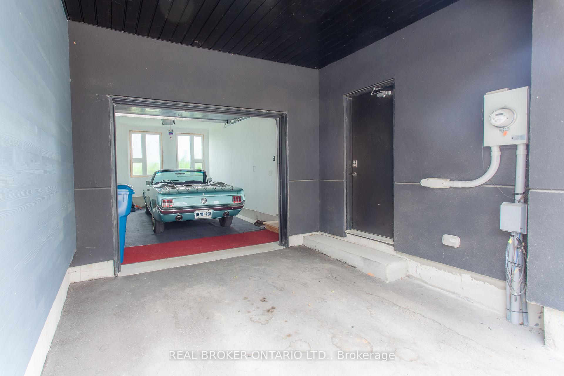 Photo 30 of 11 Mariners Pier Way, Orillia — HOMEH