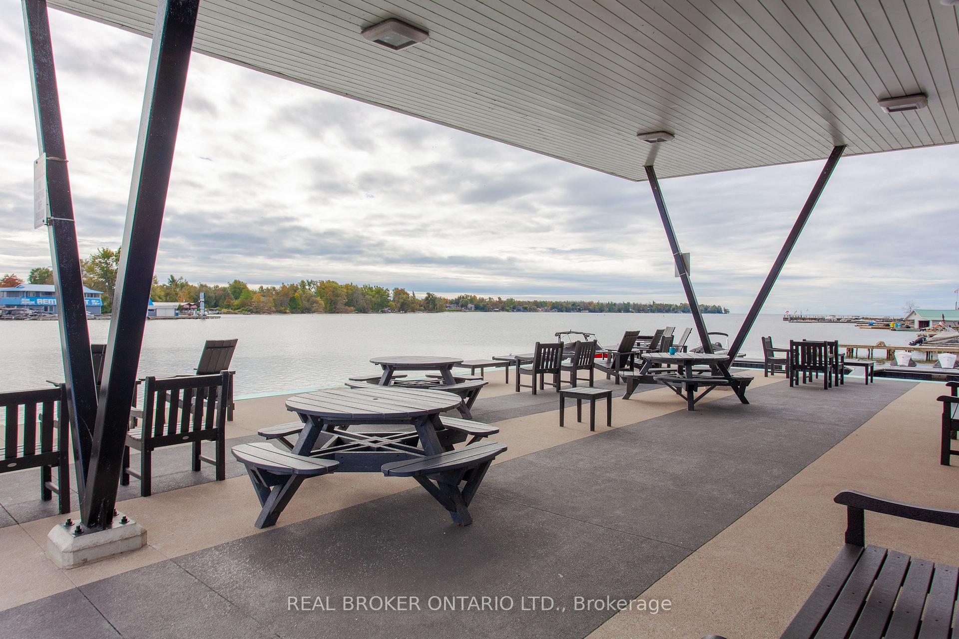Photo 35 of 11 Mariners Pier Way, Orillia — HOMEH