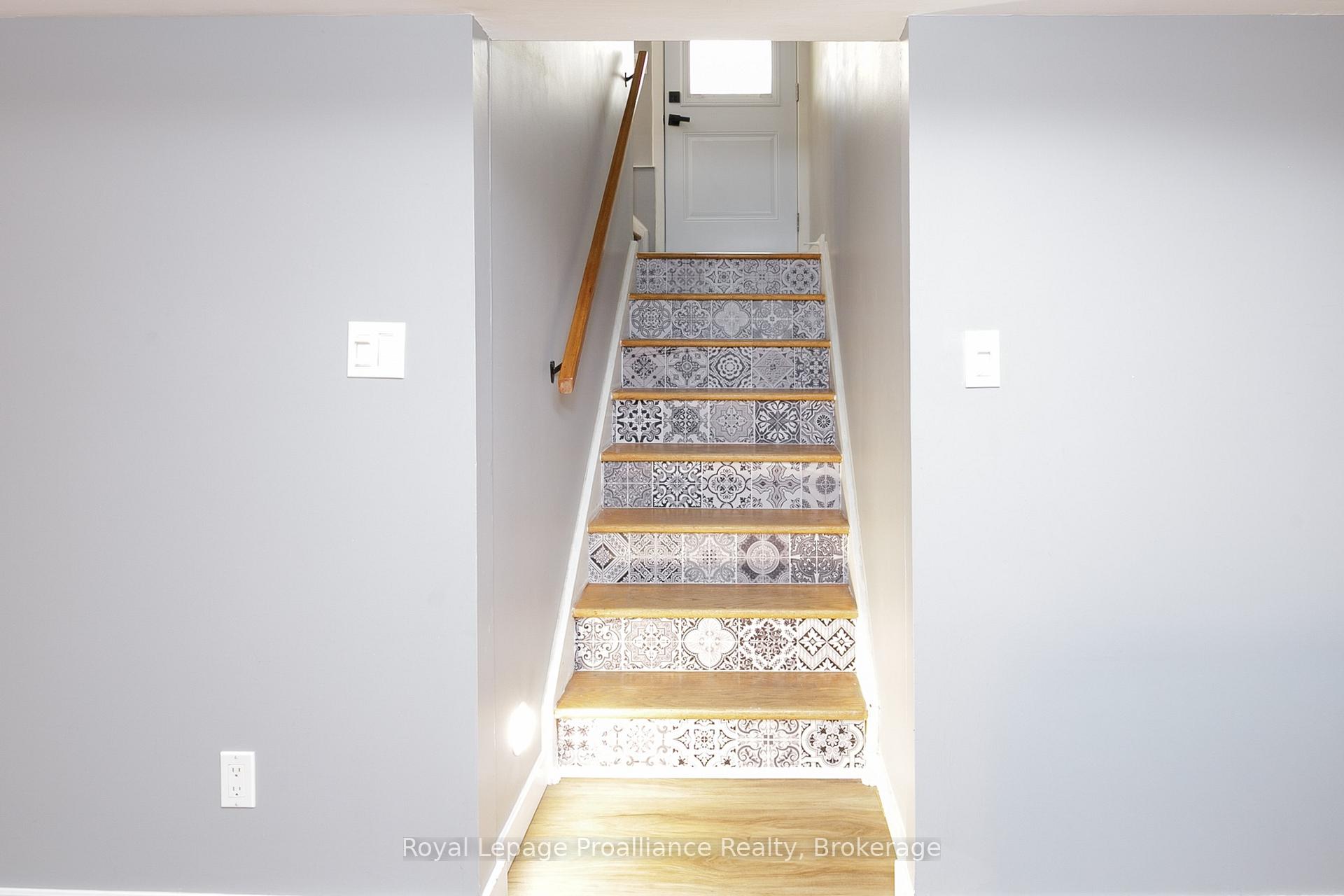Photo 22 of 112 Prospect Hill, Quinte West, Trenton Ward — HOMEH