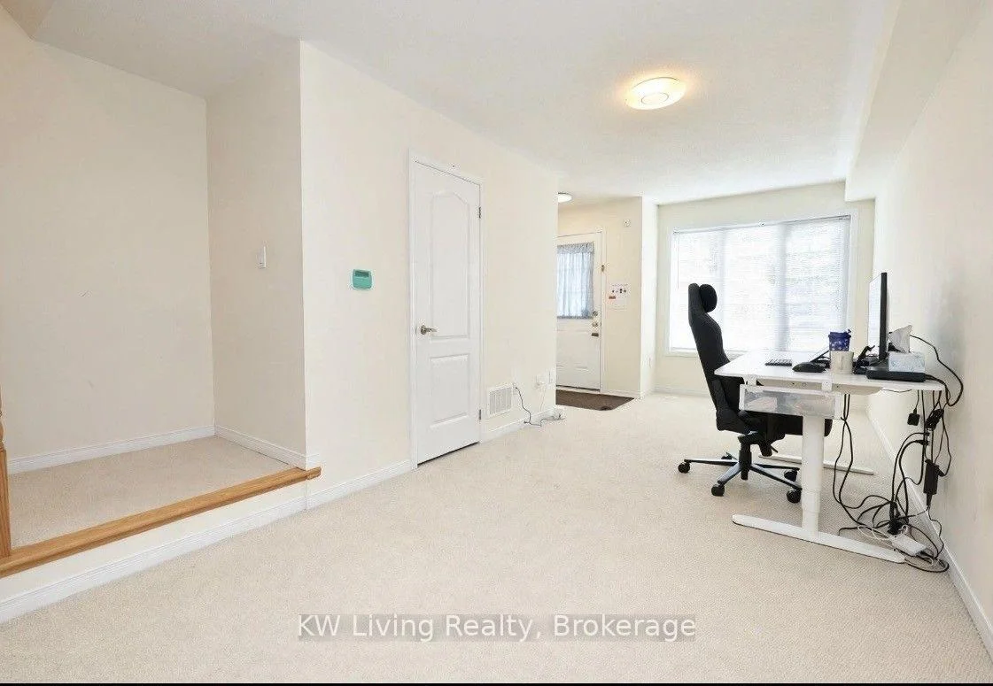 Photo 3 of 5247 Major Mackenzie Drive, Markham, Berczy — HOMEH
