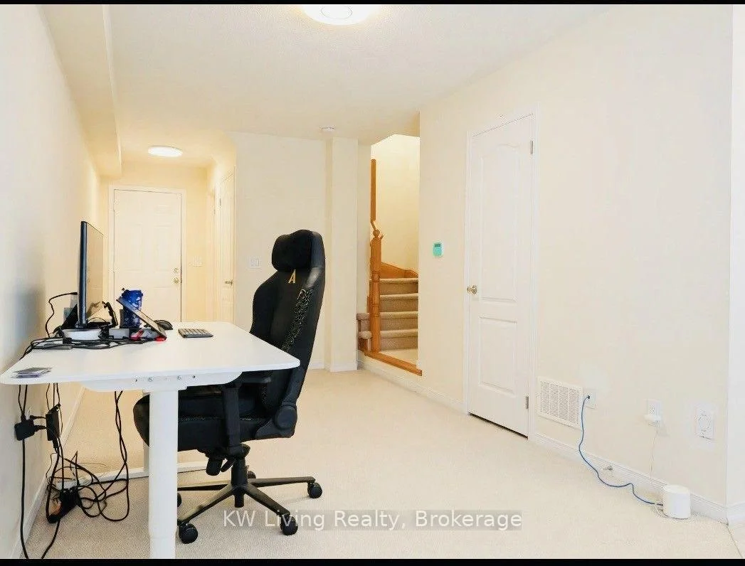 Photo 5 of 5247 Major Mackenzie Drive, Markham, Berczy — HOMEH