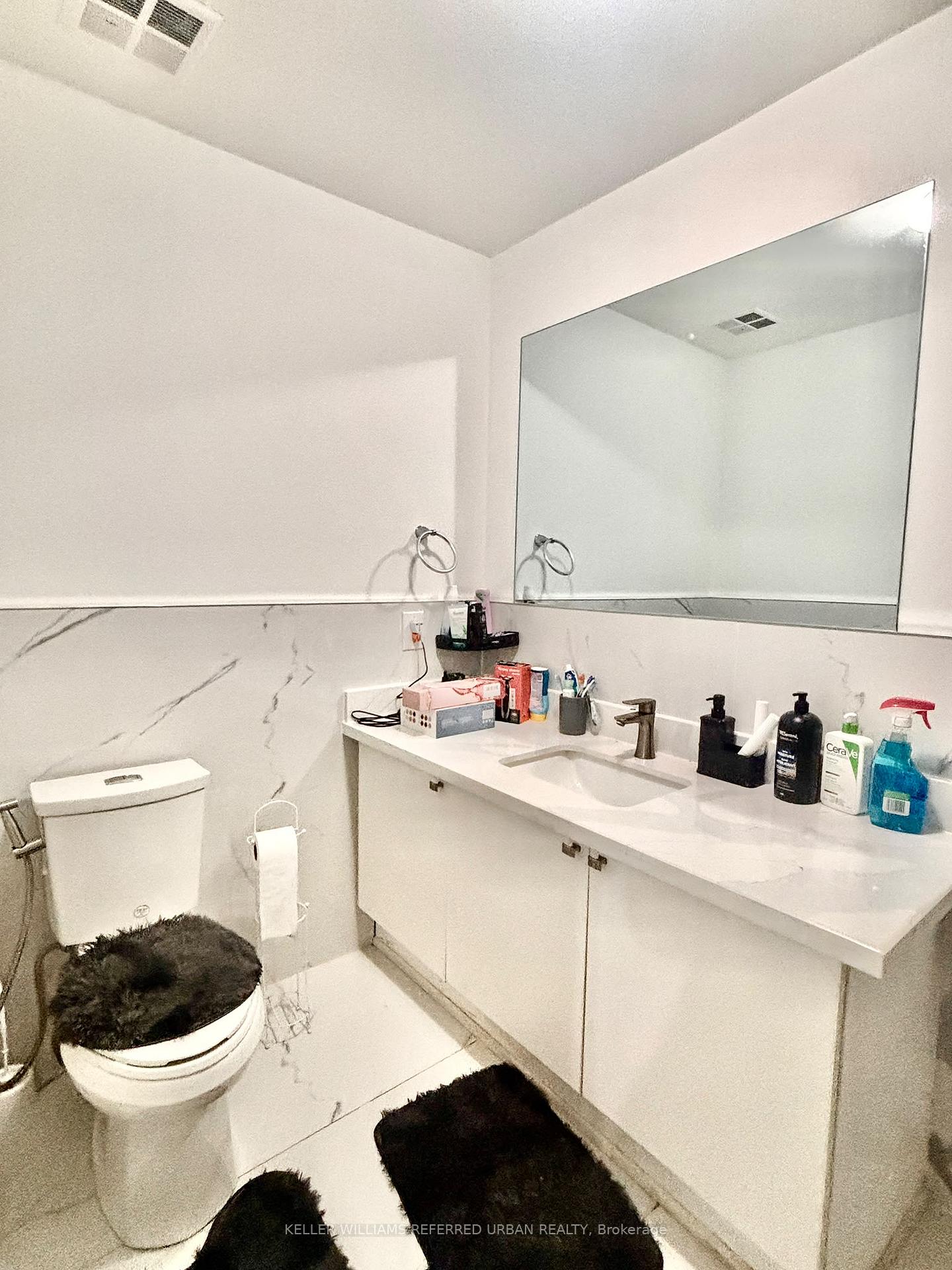Photo 22 of 24 Holmes Crescent, Ajax, Central West — HOMEH